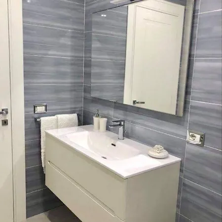 The Place Piazza Lauro Nocleg ze śniadaniem 3*