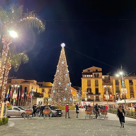 The Place Piazza Lauro 4*