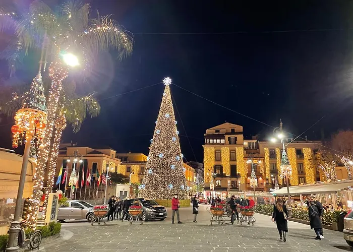 The Place Piazza Lauro 4*