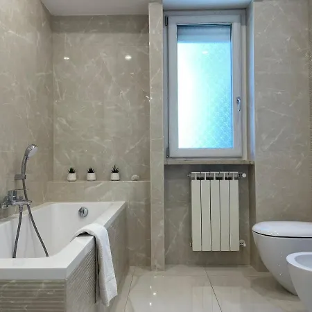 The Place Piazza Lauro Couette-café Sorrente